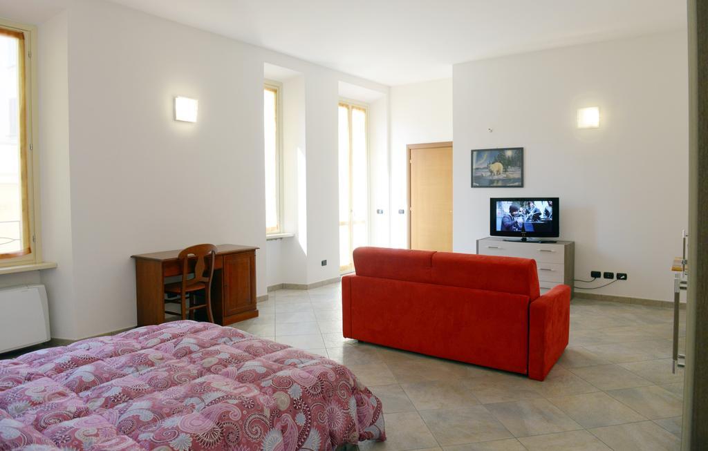 Appartamenti Medioevo Varese Exterior foto